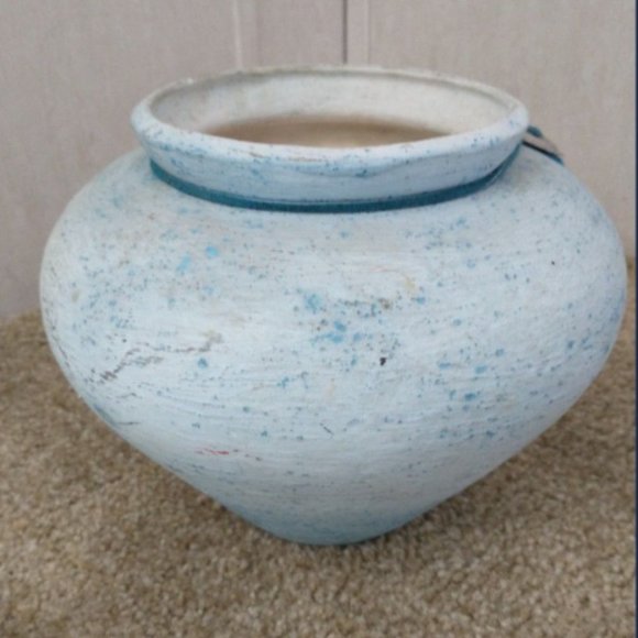 Southwestern Native Vase - Picture 4 of 8